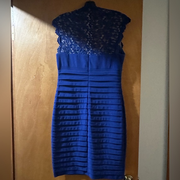 Cache blue dress - Picture 2 of 2